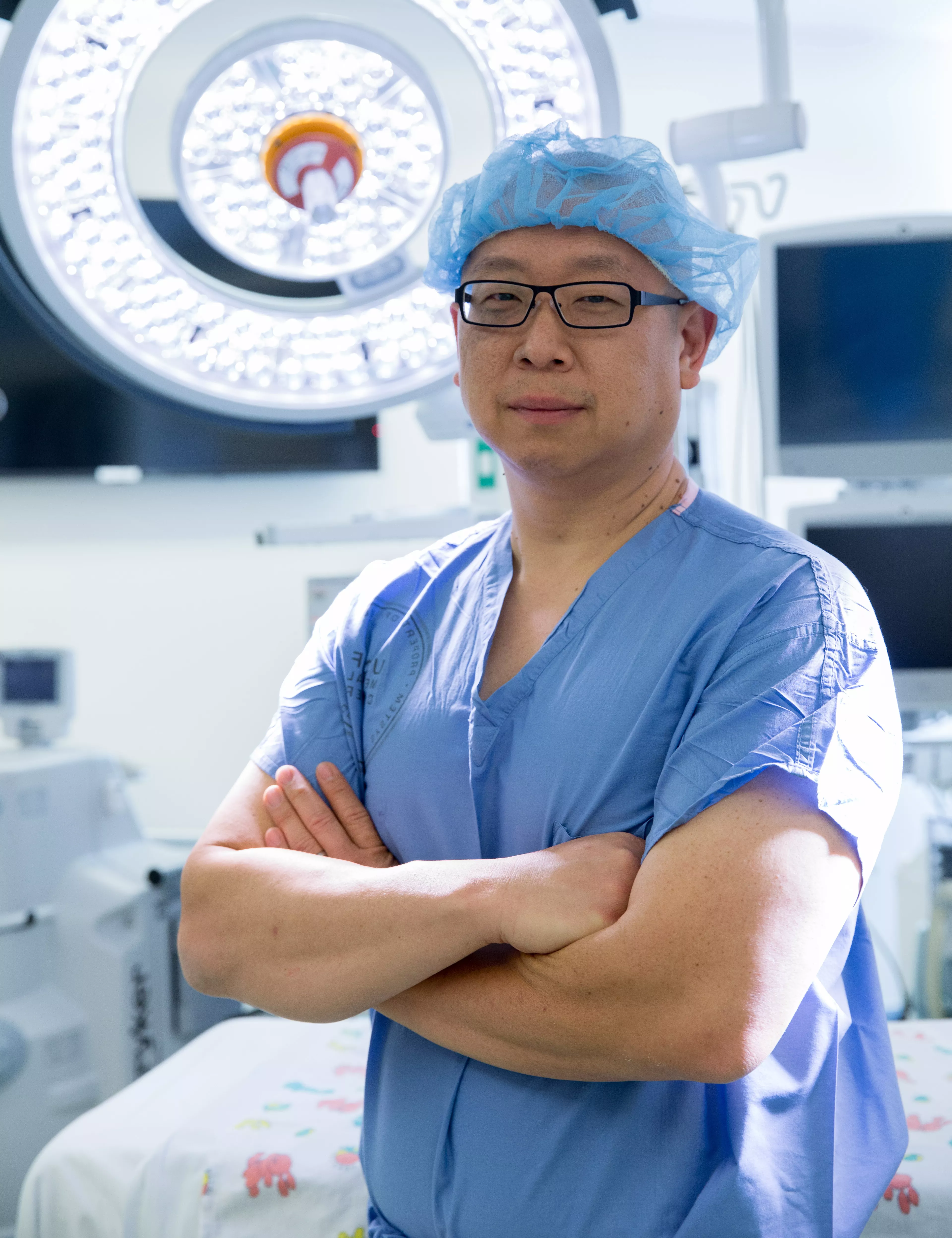 In the operating room with Hanmin Lee, MD